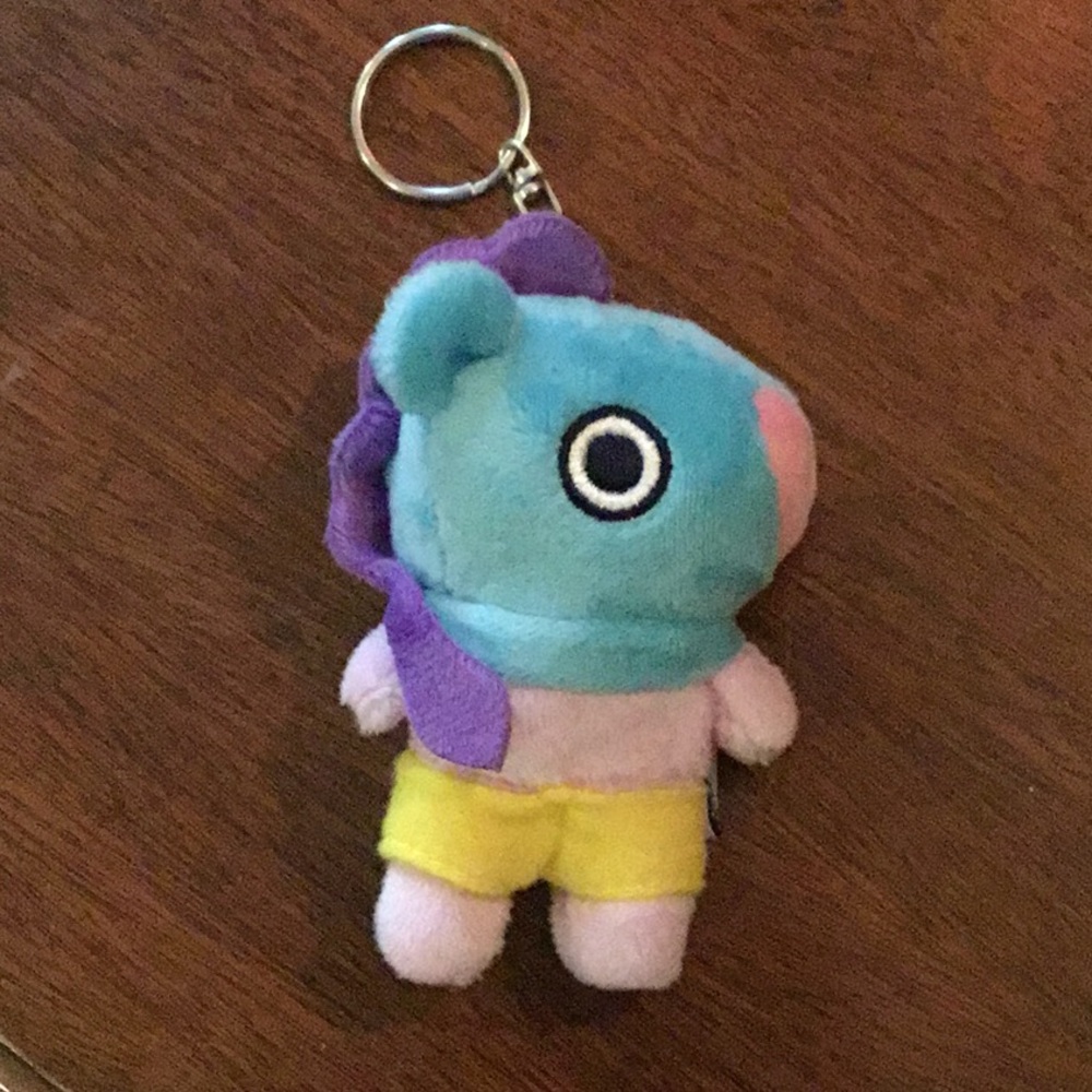 BT21 Mang summer shorts keychain